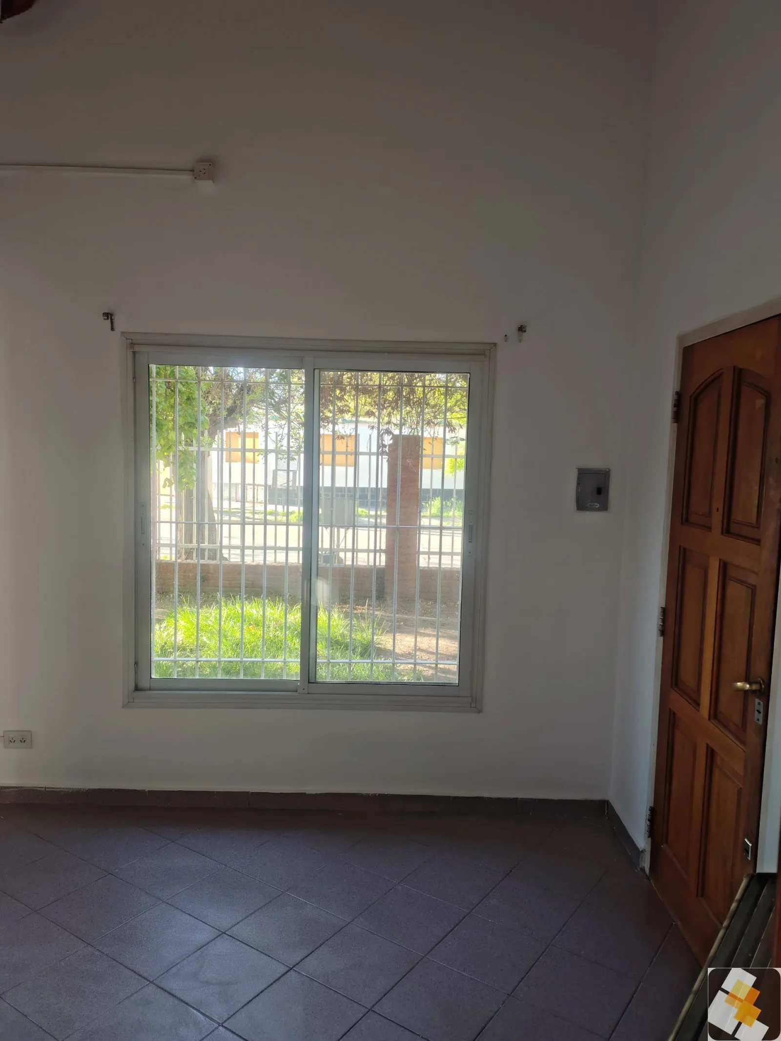 Casa en alquiler c/ cochera en Plottier - Imagen 5