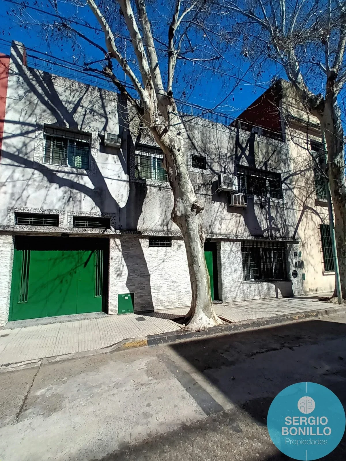 Casa en venta c/ cochera en Flores - Imagen 2