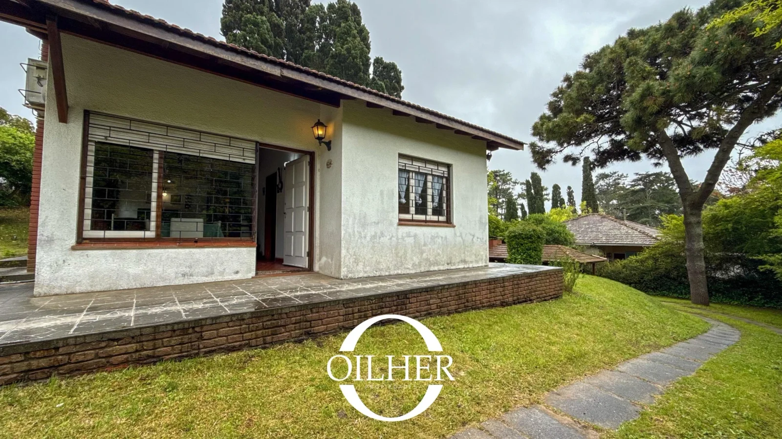 Casa en Venta Villa Gesell, 2 dormitorios, Playroom, 3 baños en Zona Centro! - Imagen 3