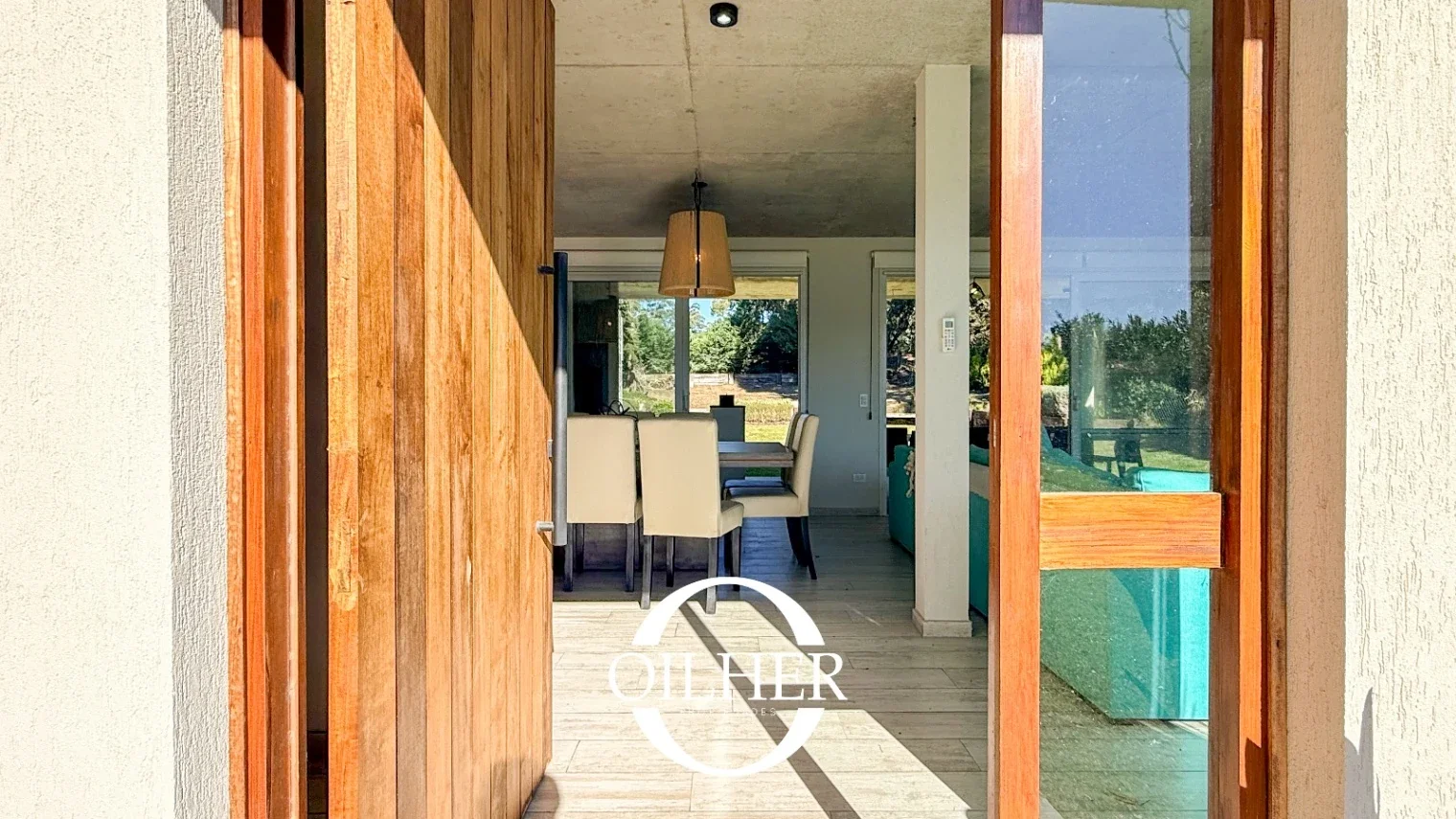 Casa en venta c/ cochera en Costa Esmeralda - Imagen 5