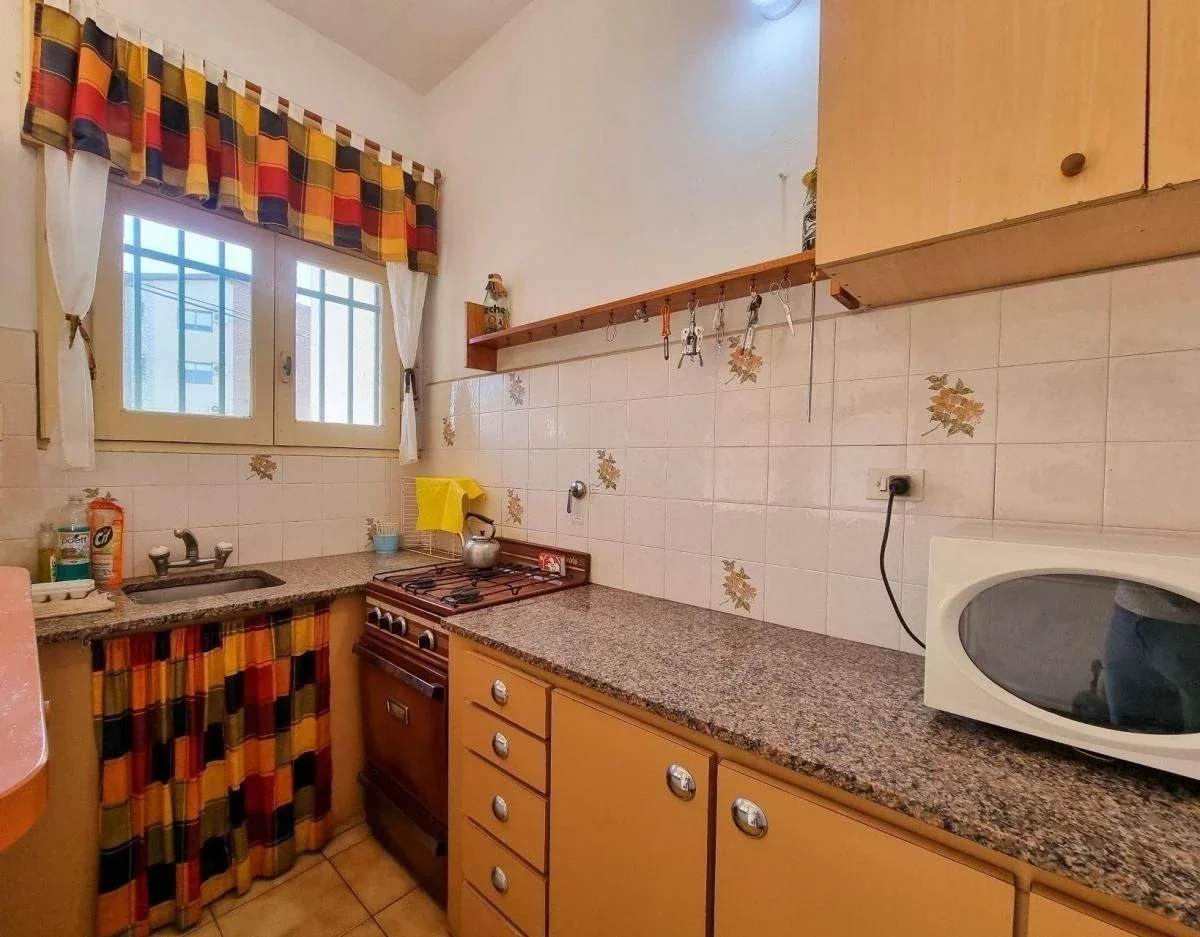 Casa alquiler temporario, villa gesell zona centro-sur para 6 personas! - Imagen 3