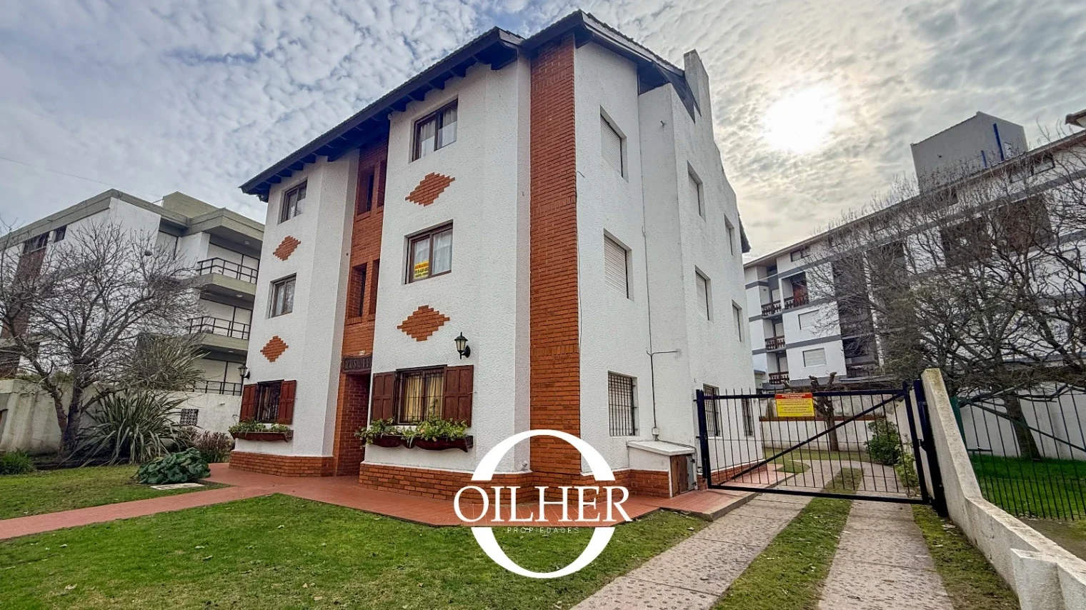 Departamento en venta c/ cochera en Zona Centro - Imagen 2