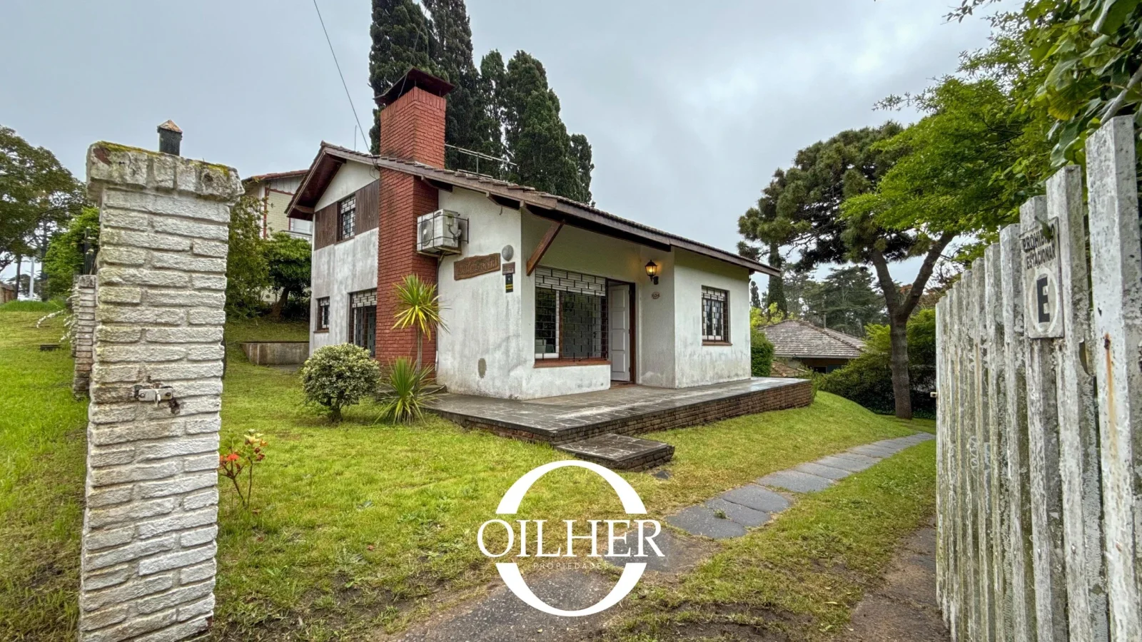 Casa en Venta Villa Gesell, 2 dormitorios, Playroom, 3 baños en Zona Centro! - Imagen 2
