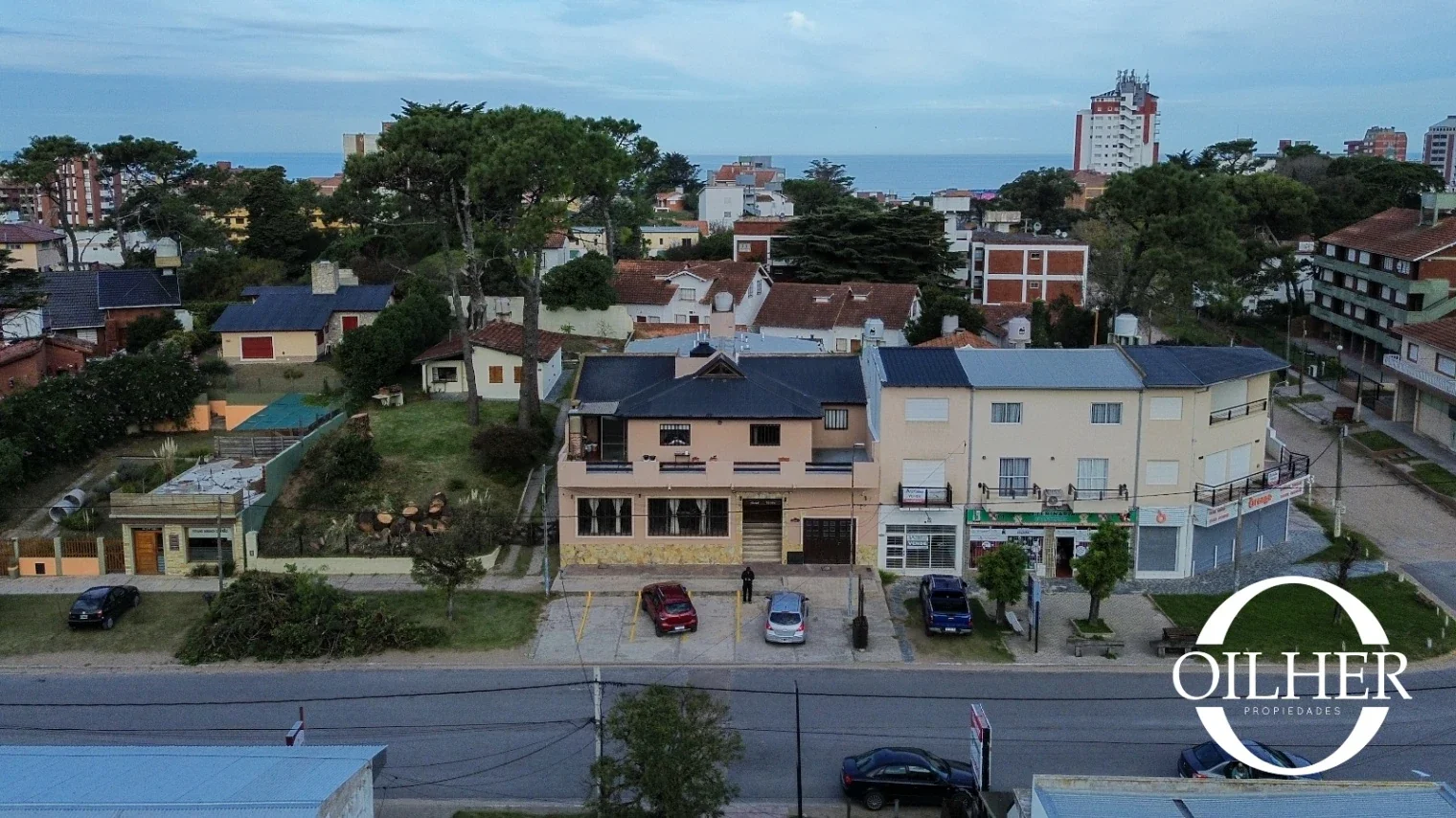 Buscas un cambio de vida? Hotel en venta + Departamento. Listo para disfrutar. - Imagen 1