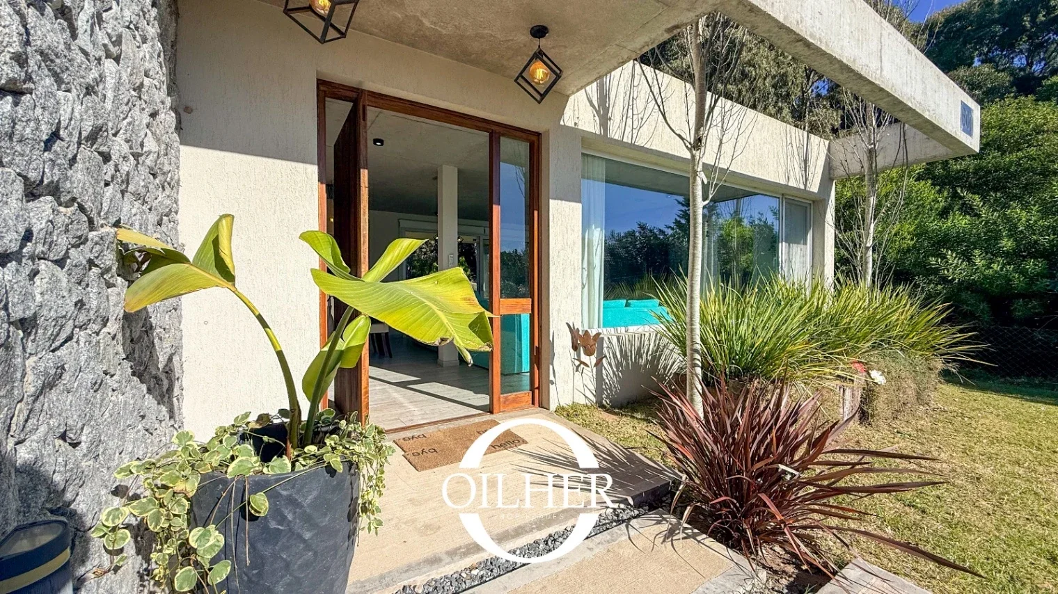 Casa en venta c/ cochera en Costa Esmeralda - Imagen 4