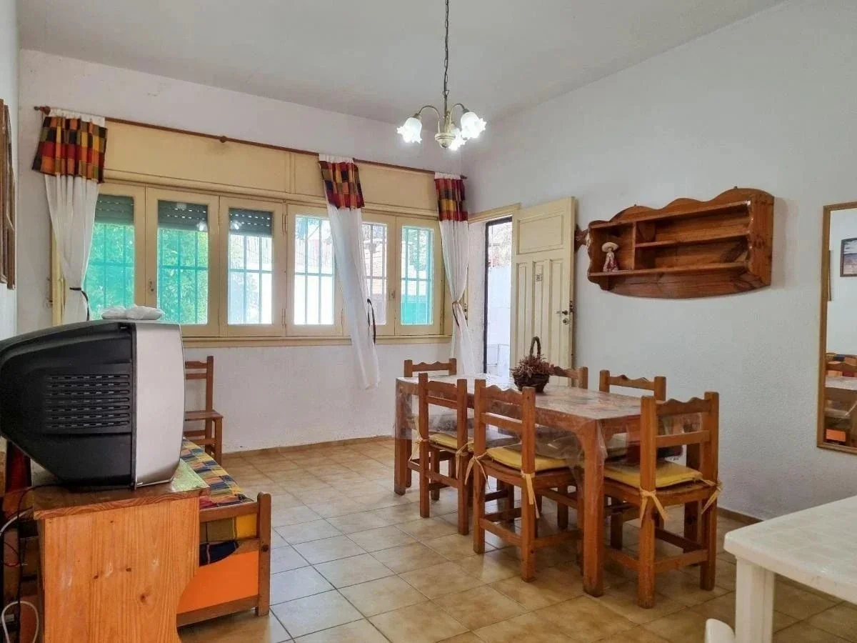 Casa alquiler temporario, villa gesell zona centro-sur para 6 personas! - Imagen 4