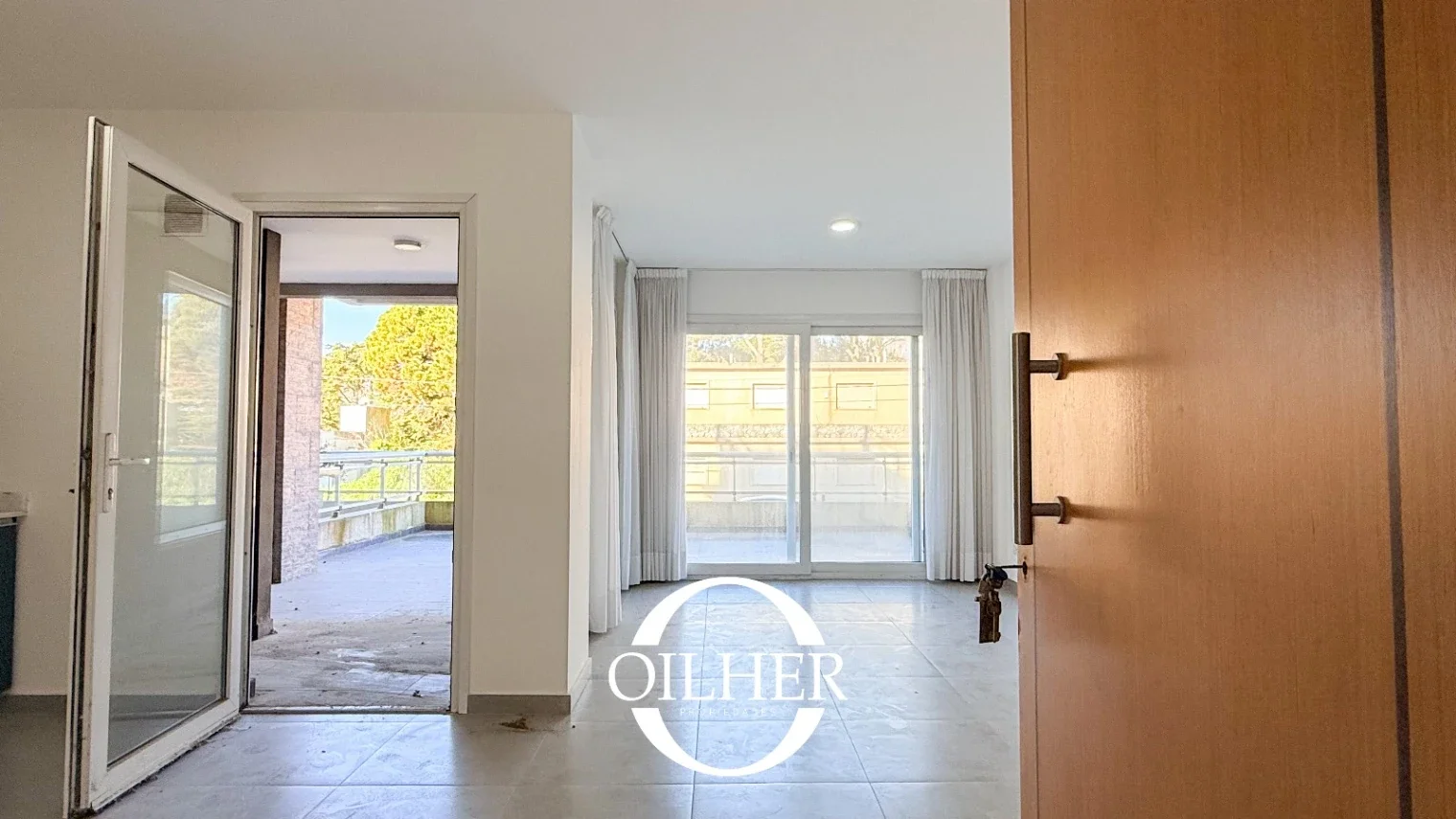 Departamento en venta c/ cochera en Valeria del Mar - Imagen 1