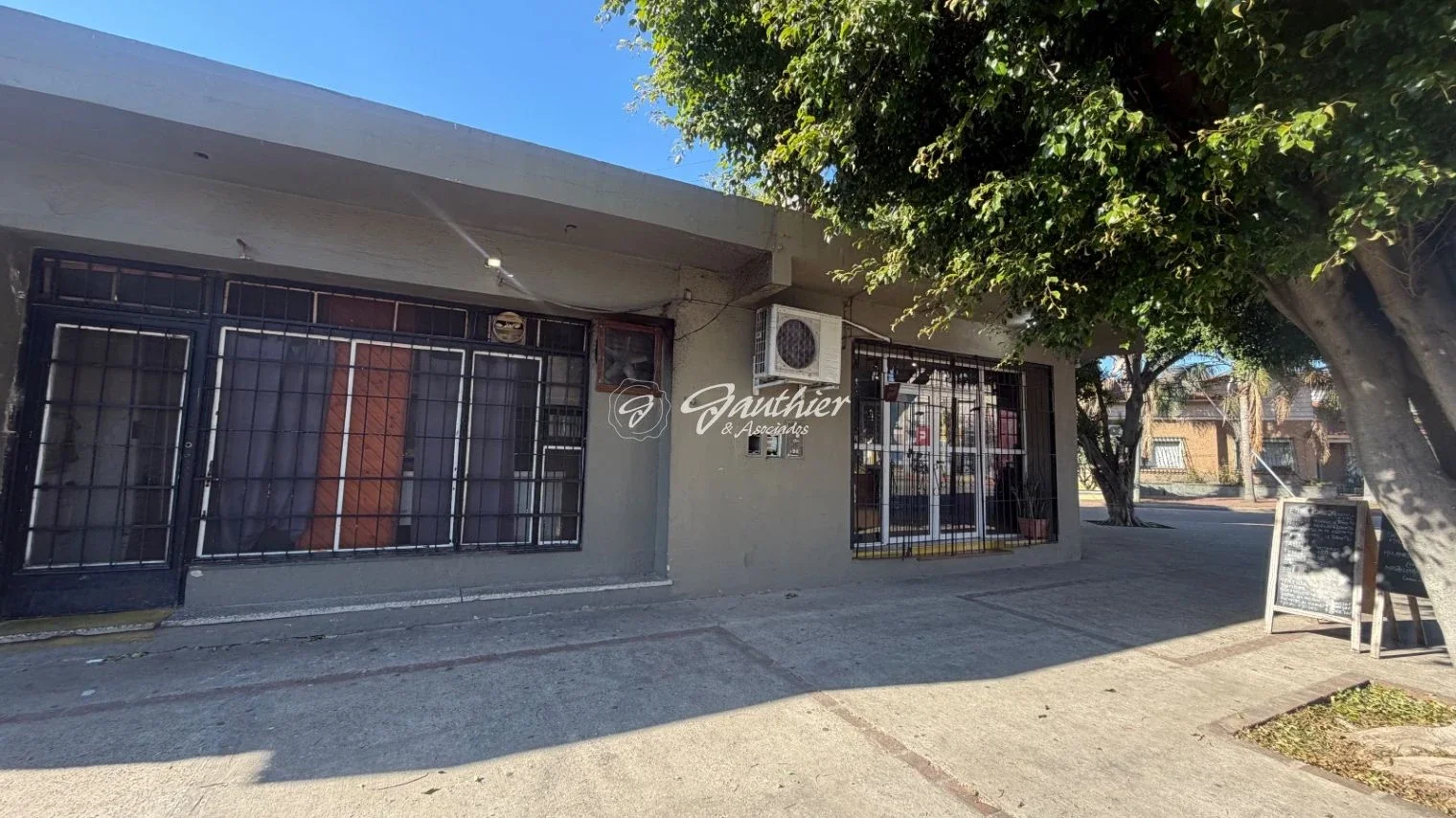 Local comercial en alquiler ubicado en Campana - Imagen 2