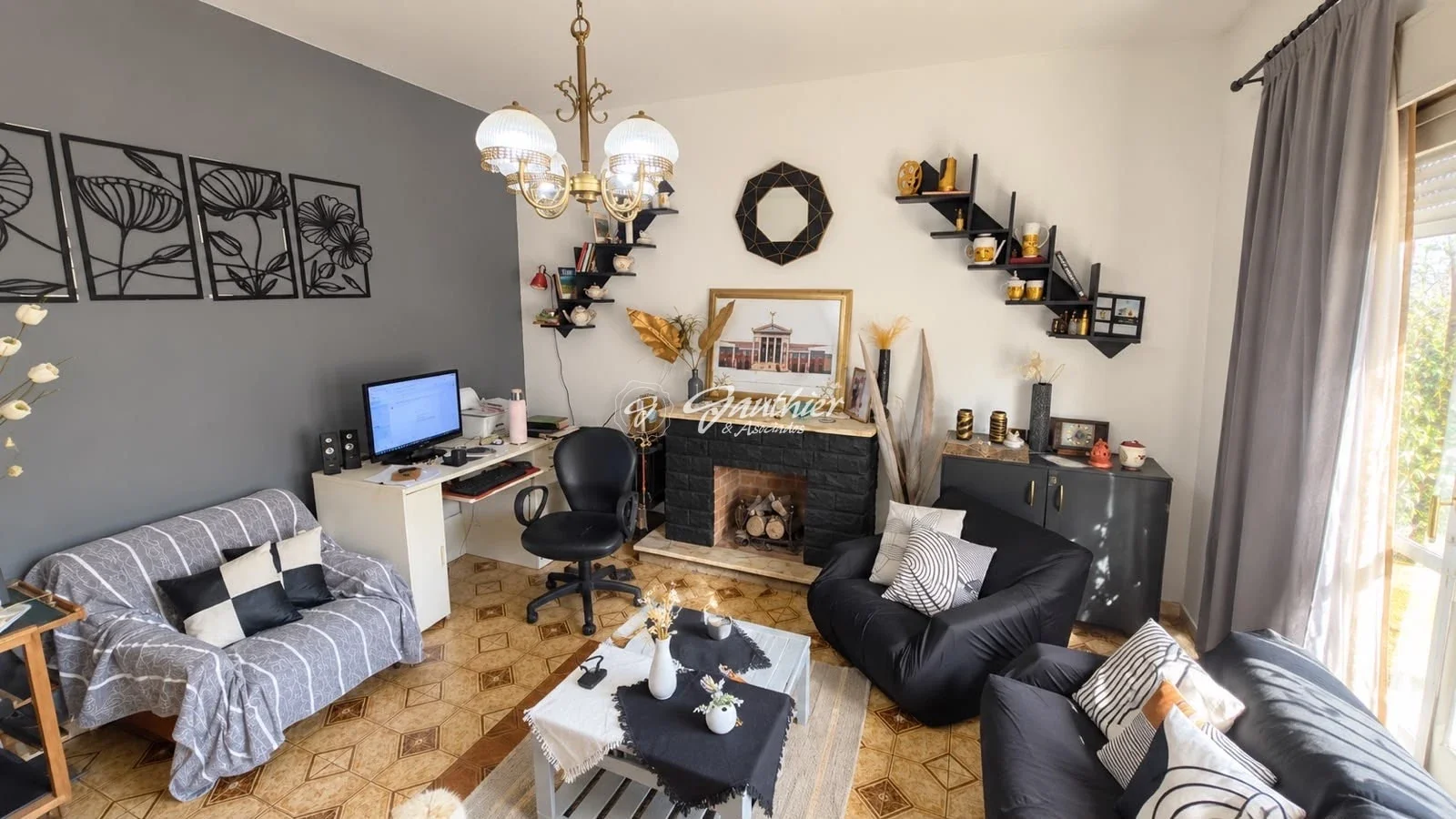 Casa en venta c/ cochera en Campana - Imagen 1