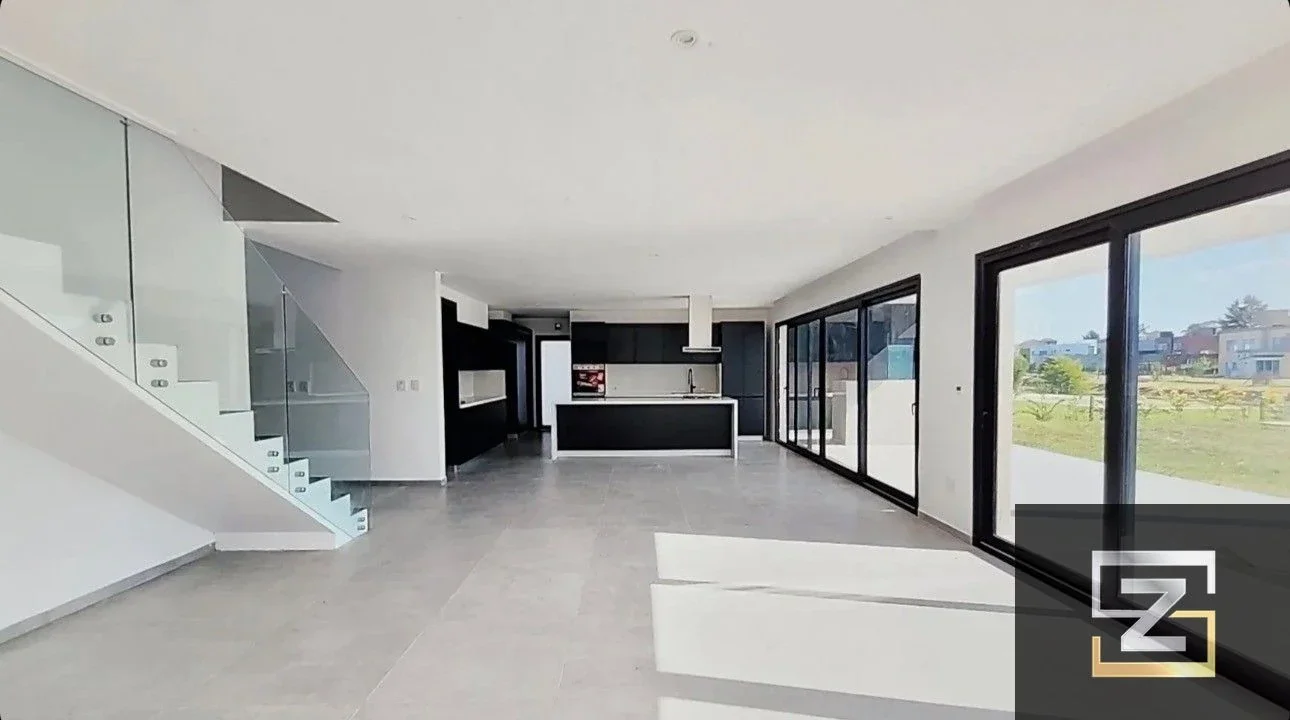 Casa en venta salida a la laguna en Barrio Naútico Principado Canning - Imagen 5