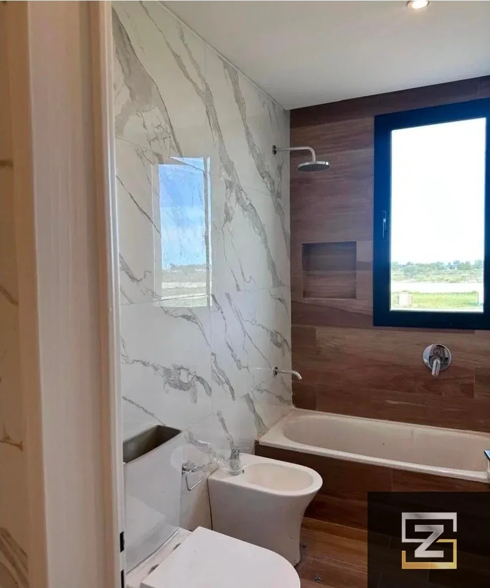 CASA DE 6 AMBIENTES CON PILETA EN SAINT THOMAS CHICO - Imagen 5