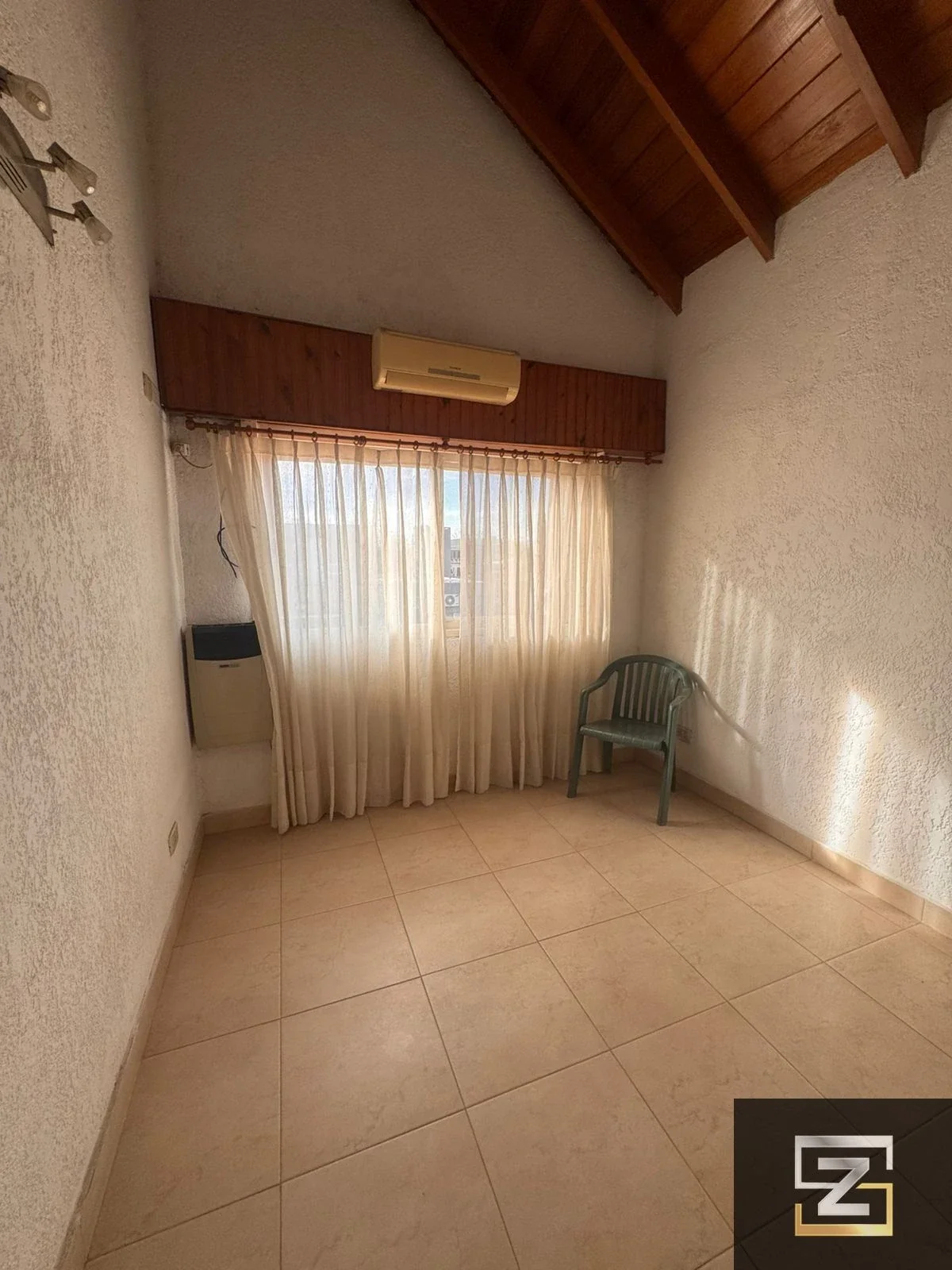 Propiedad a la venta en el Barrio Mi Refugio sobre lote de 447m2 - Imagen 2