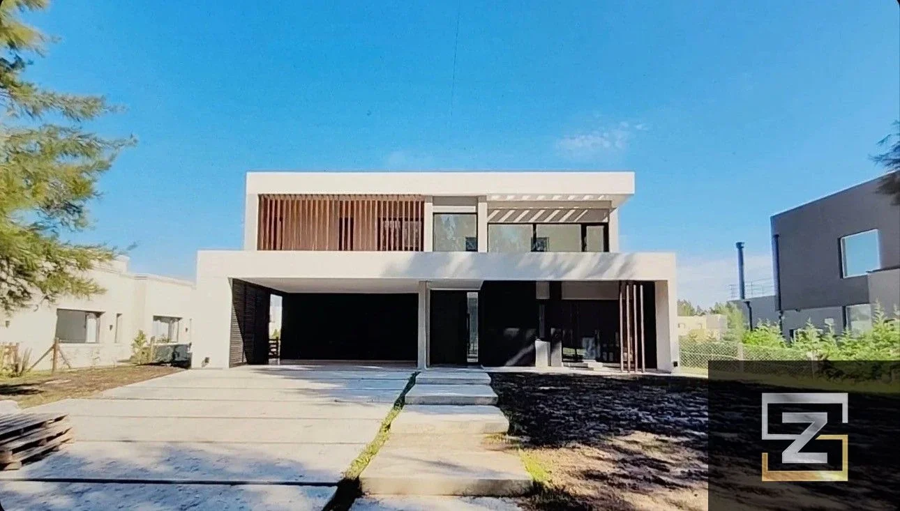 Casa en venta salida a la laguna en Barrio Naútico Principado Canning - Imagen 2
