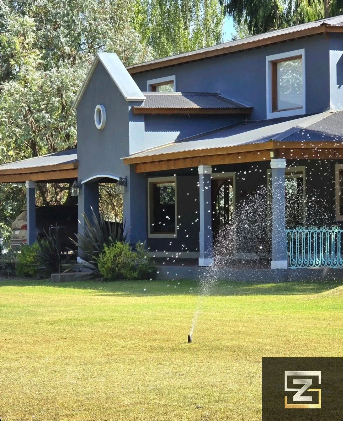 Casa quinta en venta de 594m2 , sobre lote de 8750 m2 . Ubicada en La Plata - Imagen 1