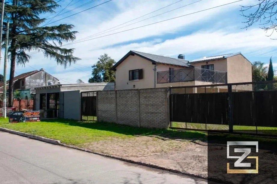 CASA EN VENTA EN CANNING, EZEIZA, 3 DORMITORIOS, QUINCHO Y PILETA - Imagen 4