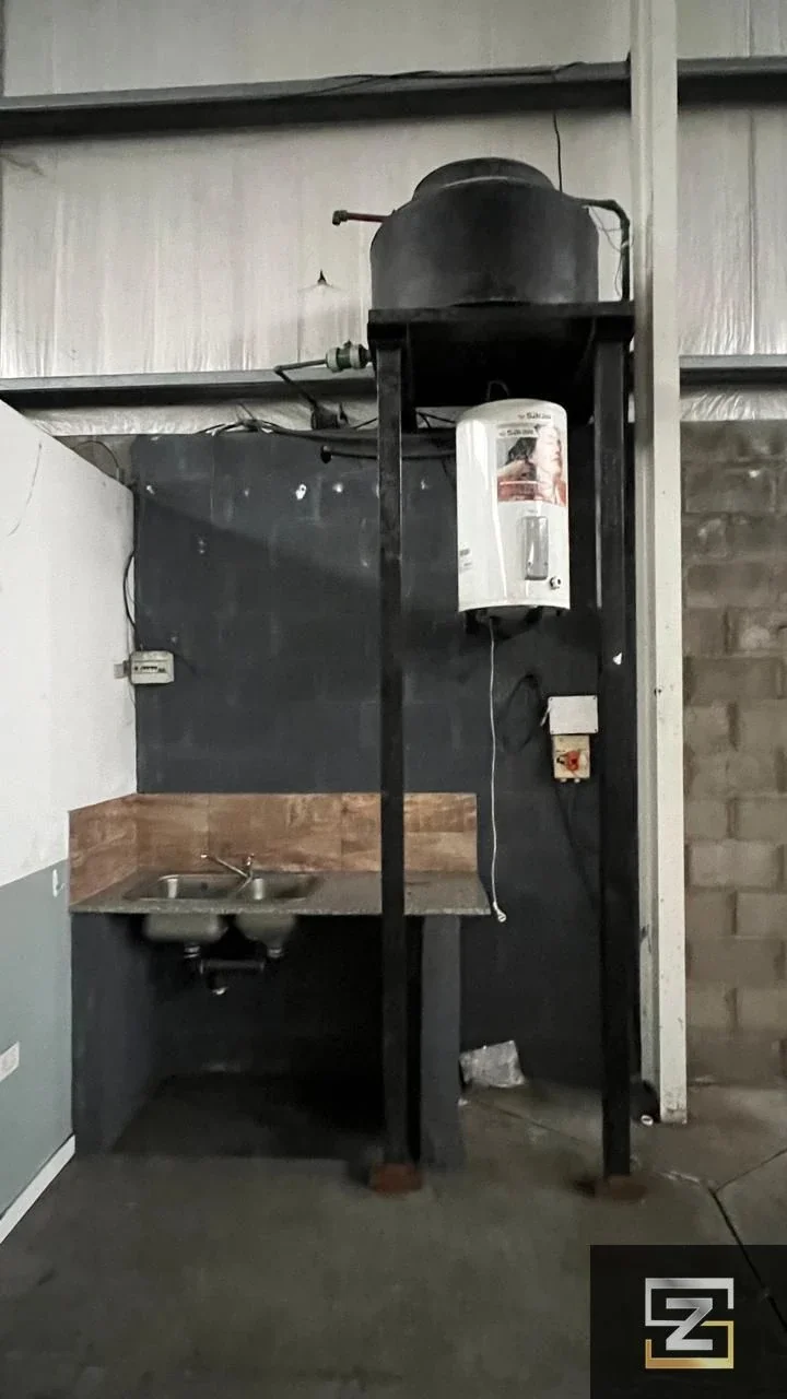 Depósito En Alquiler en Polo Industrial De Ezeiza 1.200 M² - Imagen 4