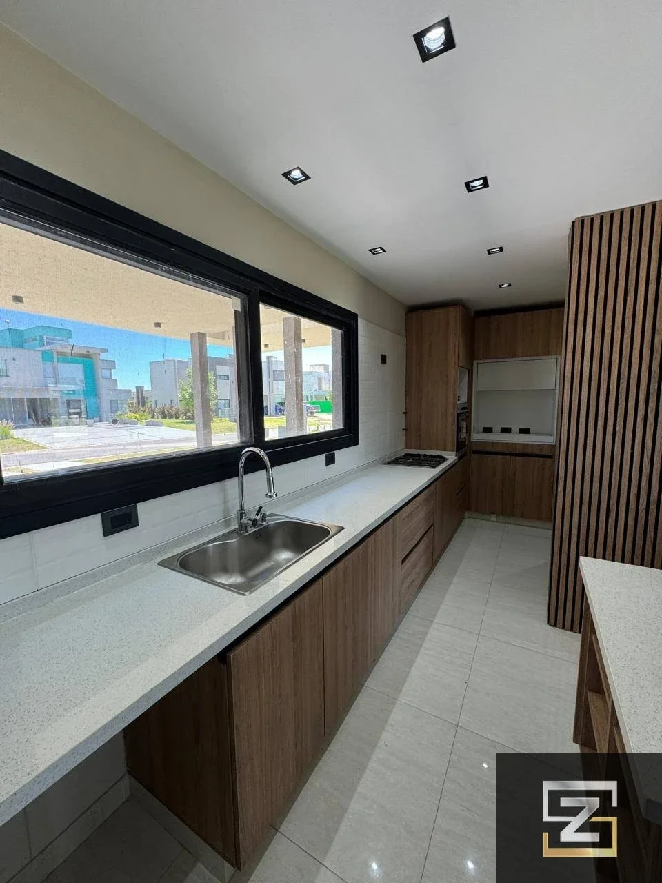 Venta de Casa a estrenar 6 ambientes en Barrio Privado Terralagos - Imagen 4