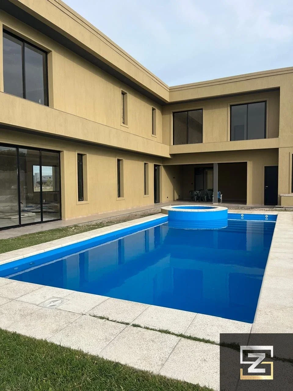 Casa en venta c/ cochera en Fincas de San Vicente - Imagen 3