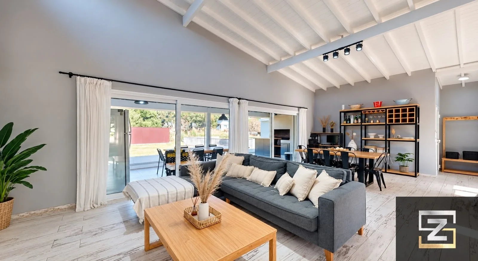 Casa en venta Costa Esmeralda- Gas Natural Y Loza Radiante. Barrio Ecuestre - Imagen 3