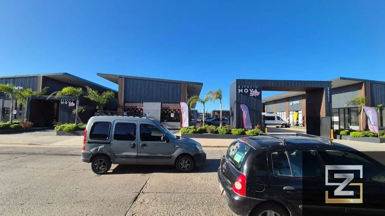 ALQUILER COMERCIAL EN CANNING ESPACIO NOVA SHOP - Imagen 3