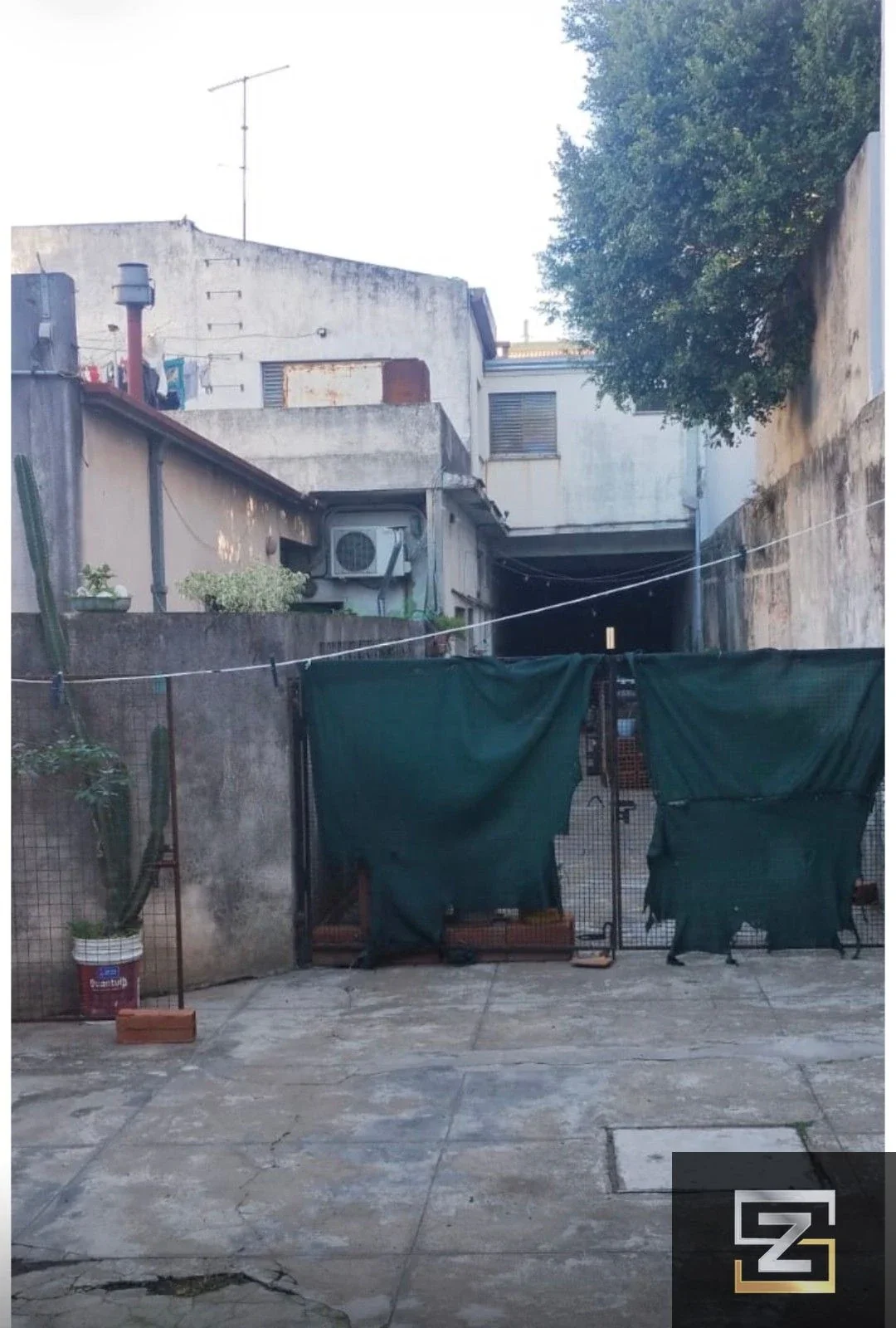 Casa antigua en venta , ideal desarrollo inmobiliario en Temperley Centro - Imagen 5