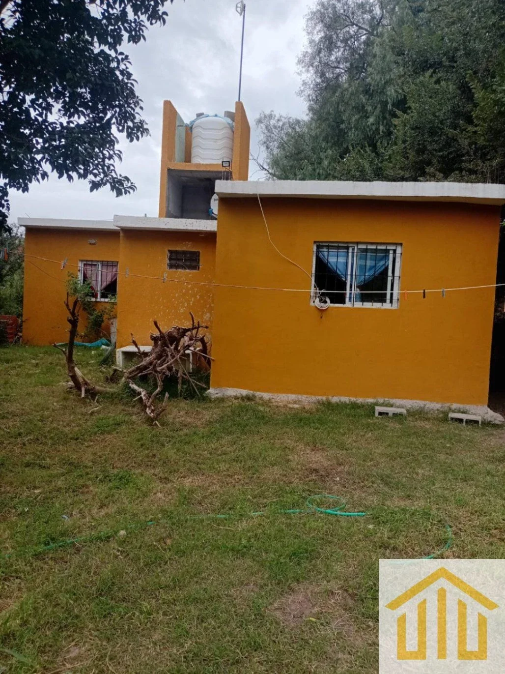 Casa en venta c/ cochera en Capilla del Monte - Imagen 1
