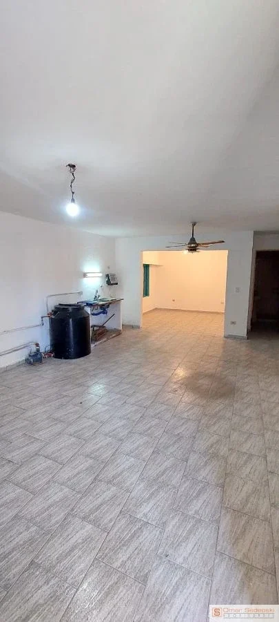 Casa en alquiler de 2 dormitorios con local - Imagen 4