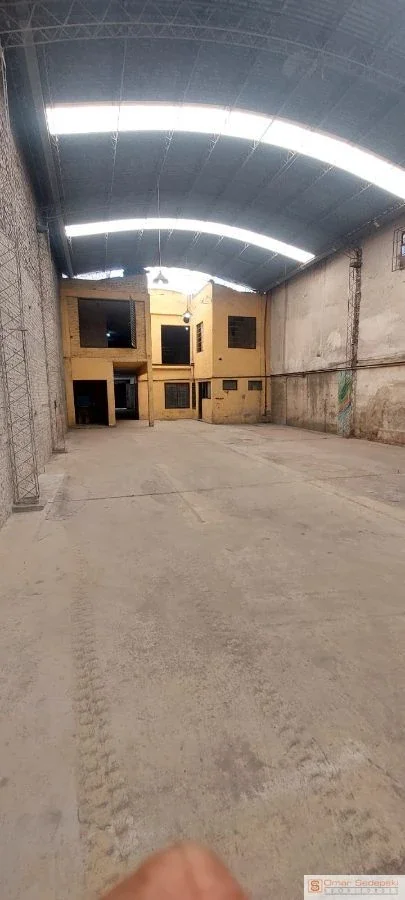 Galpón en alquiler de 580m2 ubicado en Moreno y Madre Cabrini - Imagen 3