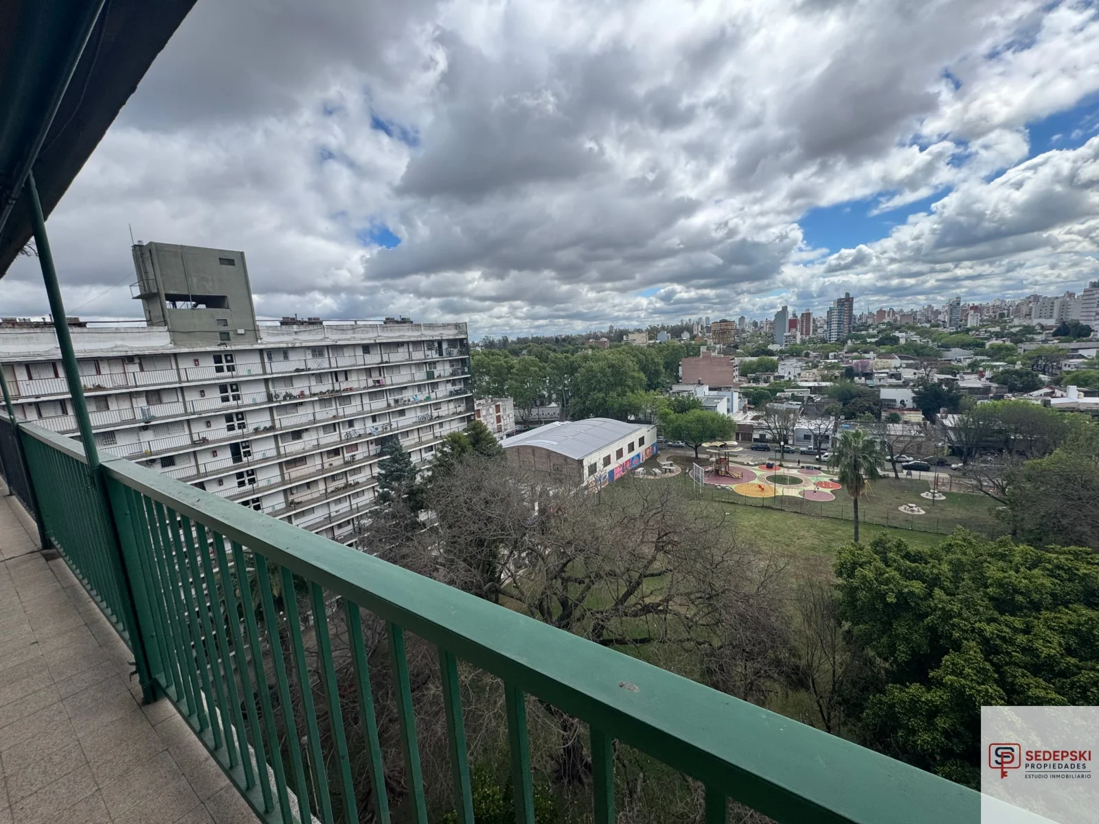 Departamento en venta c/ cochera en España Y Hospitales - Imagen 1