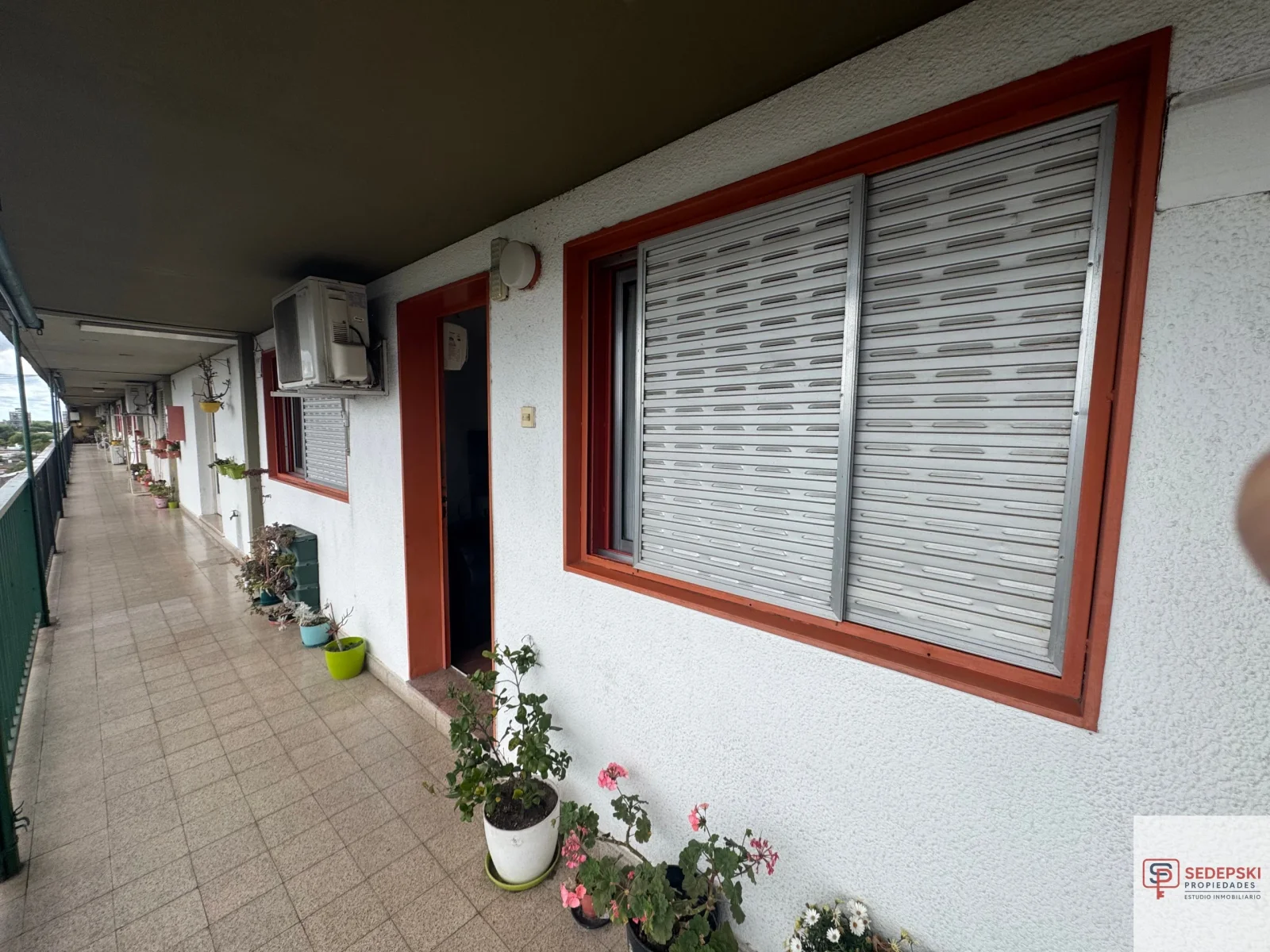 Departamento en venta c/ cochera en España Y Hospitales - Imagen 2