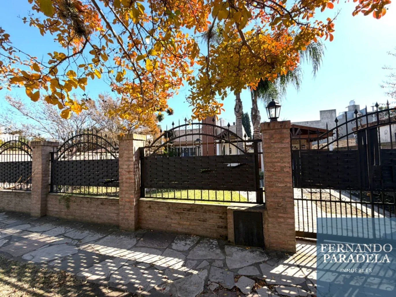 Casa en venta c/ cochera en Villa Gobernador Udaondo - Imagen 2
