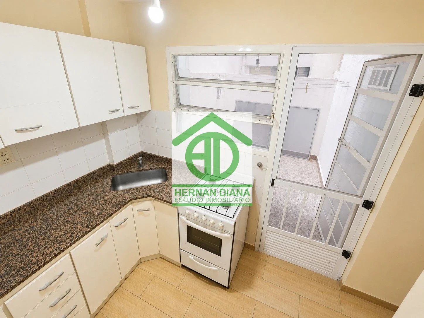 Departamento de 2 ambientes en alquiler en San Martin Centro - Imagen 2