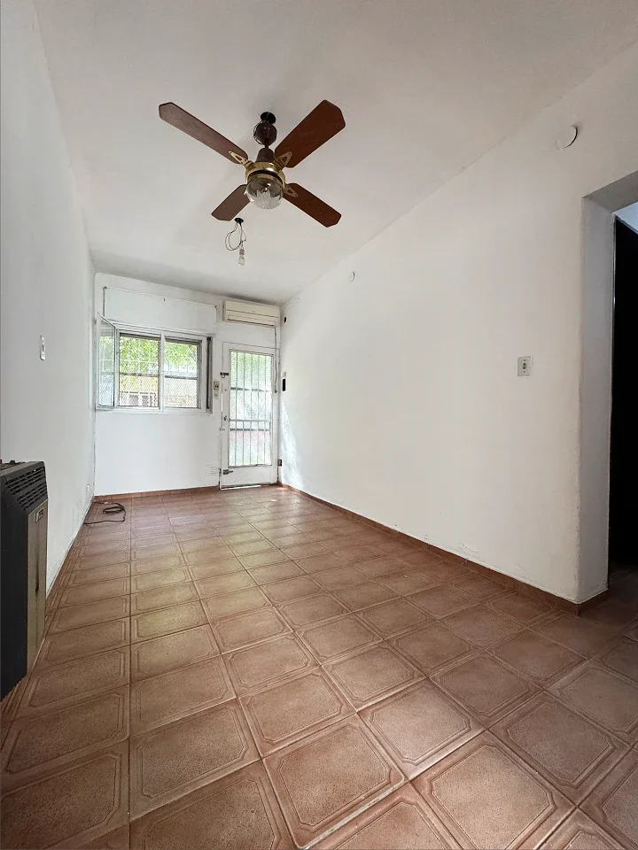 Casa en alquiler en Barrio Parque - Imagen 2