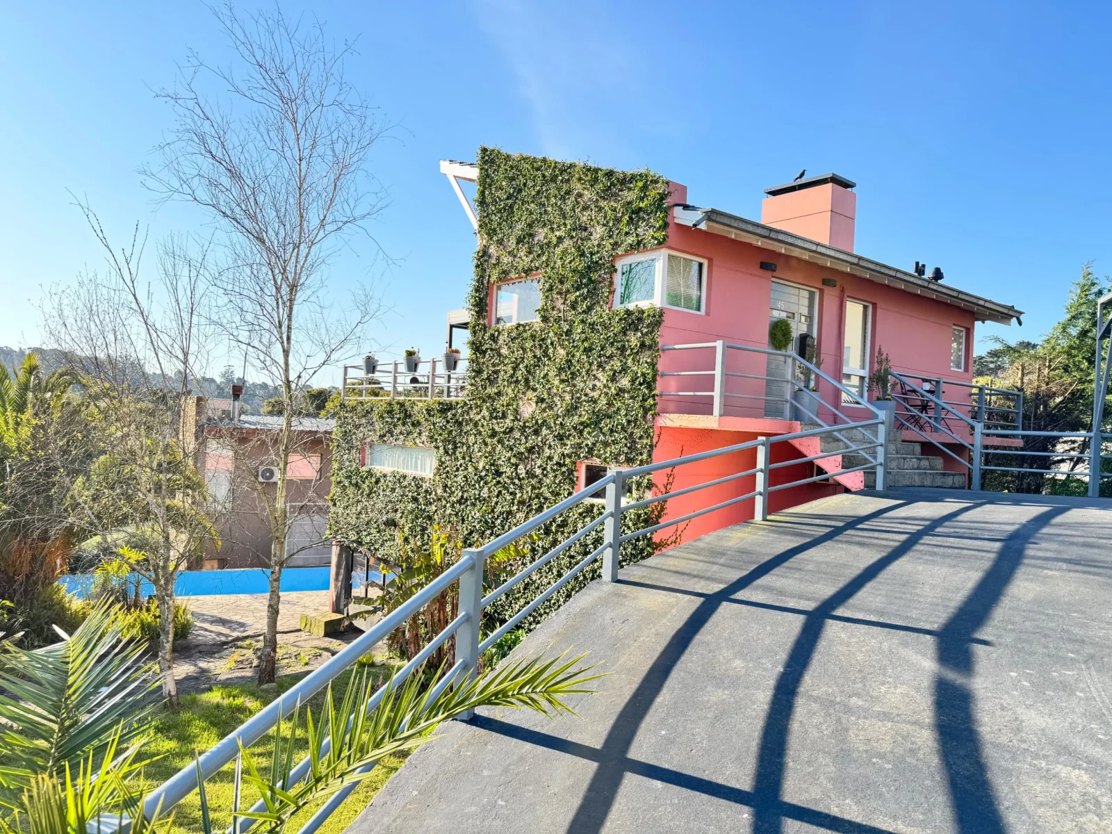 Casa en venta c/ cochera en Sierra de los Padres - Imagen 1