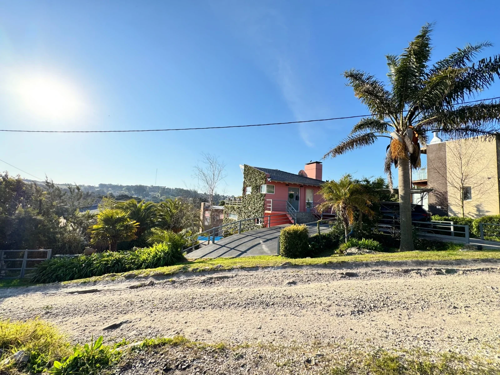 Casa en venta c/ cochera en Sierra de los Padres - Imagen 2