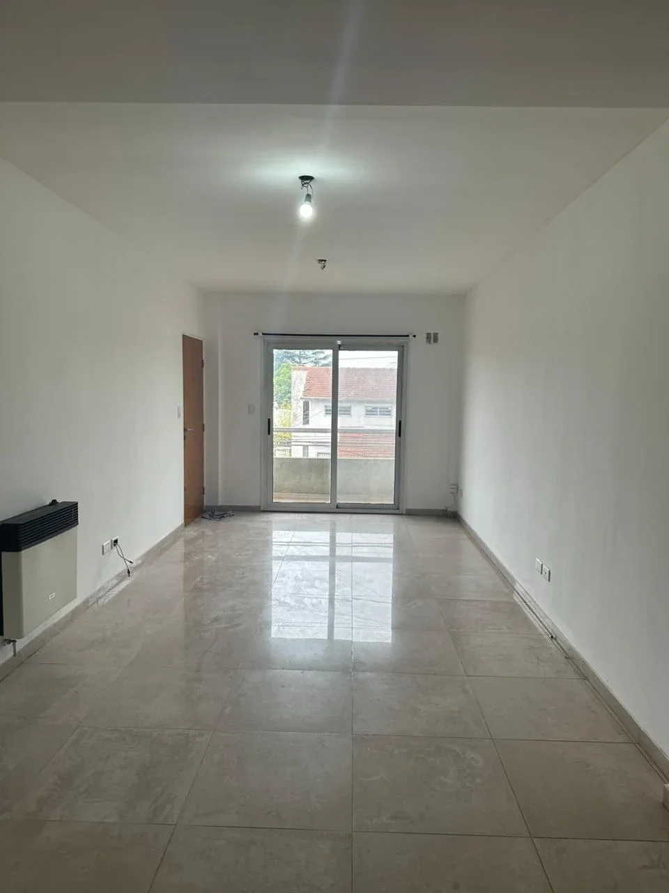 Departamento en alquiler c/ cochera en Monte Grande - Imagen 2