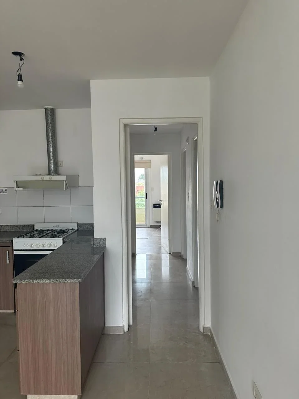 Departamento en alquiler c/ cochera en Monte Grande - Imagen 5