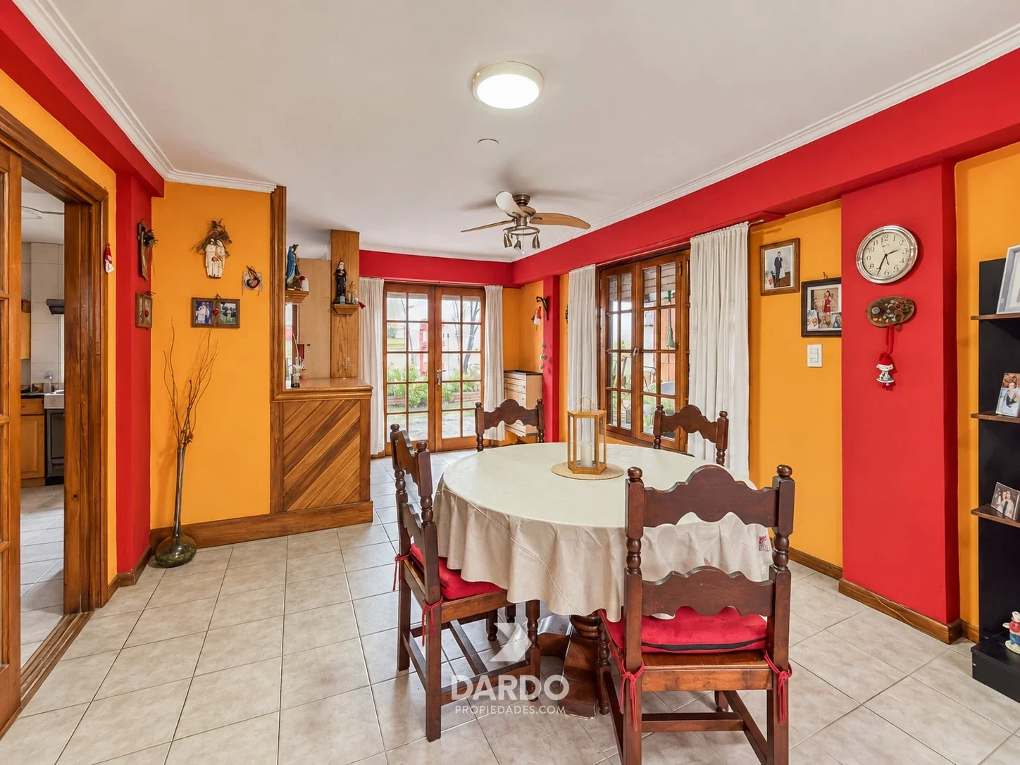 Chalet 4 ambientes en venta con patio y garage en zona Marconi y San Lorenzo - Imagen 4