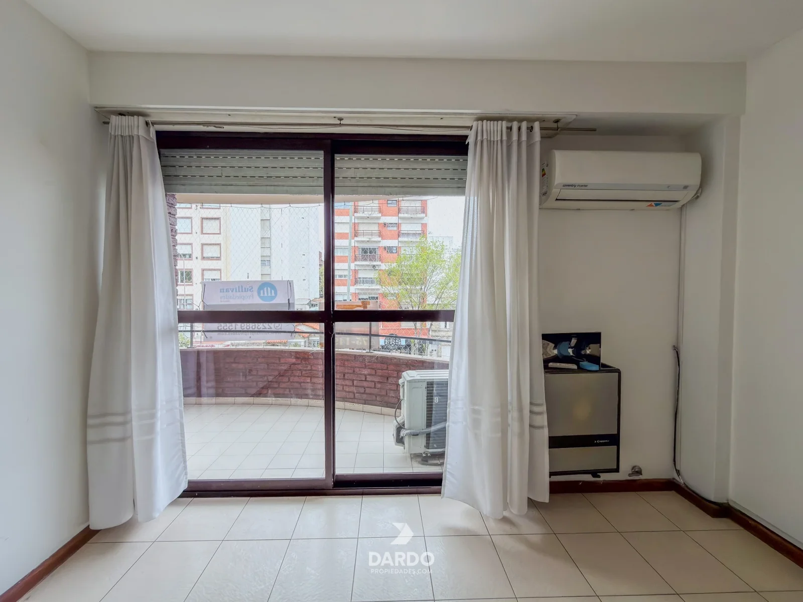Departamento 2 ambientes externo en venta en La Perla - Imagen 3