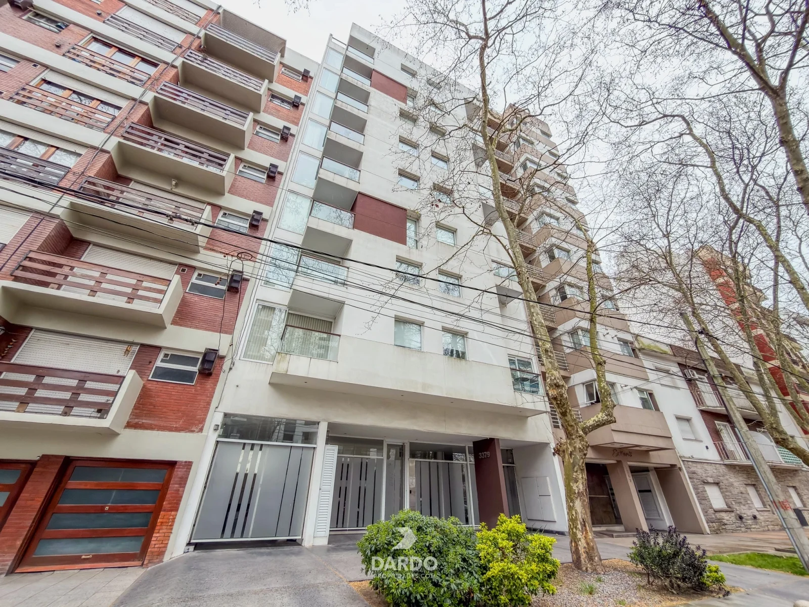 Departamento 2 ambientes con escritorio en venta en La Perla - Imagen 2