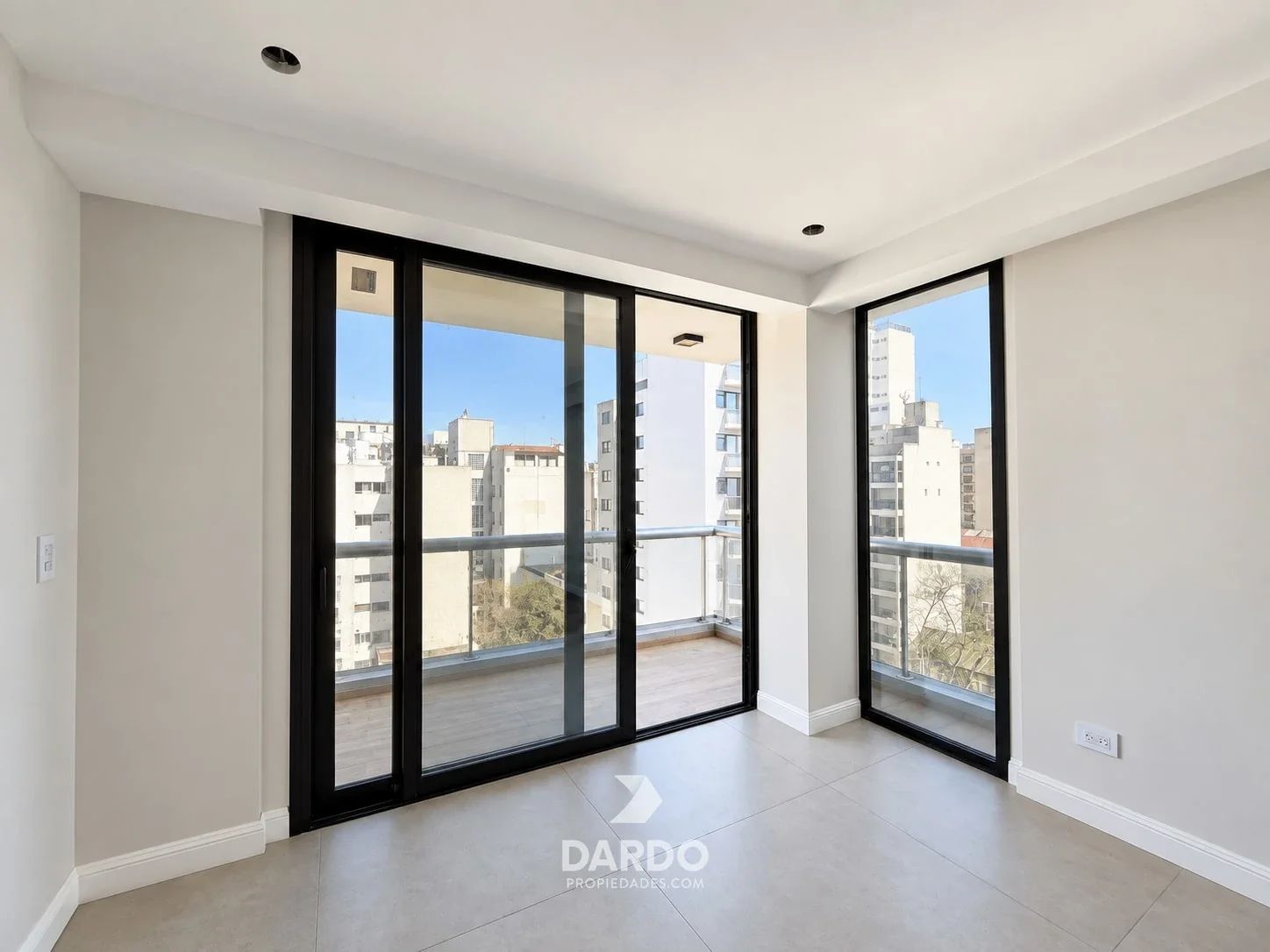 Semipiso 2 ambientes a estrenar con cochera en venta en Villa Grandas - La Perla - Imagen 2