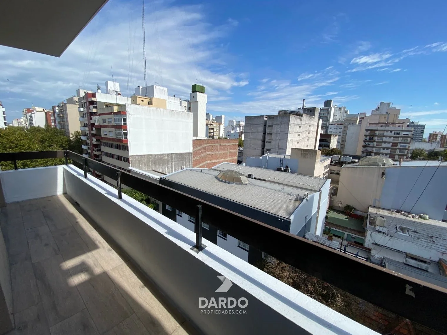 Departamento 3 ambientes amueblado, en alquiler 24 meses en Plaza Mitre - Imagen 5