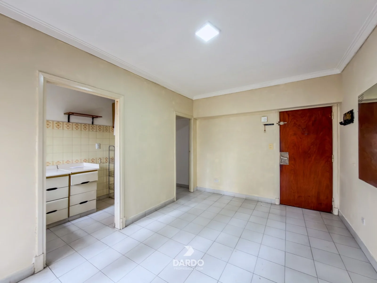Departamento 2 ambientes con patio en alquiler en zona Centro - Imagen 5