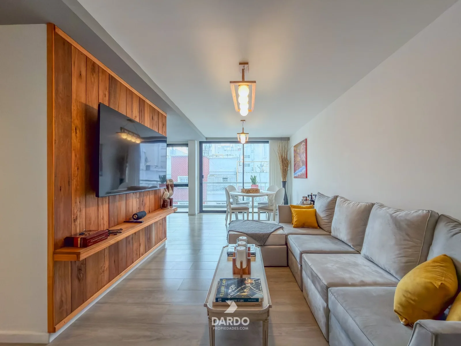 Departamento 2 ambientes con balcón en venta en zona Plaza Colon - Imagen 2