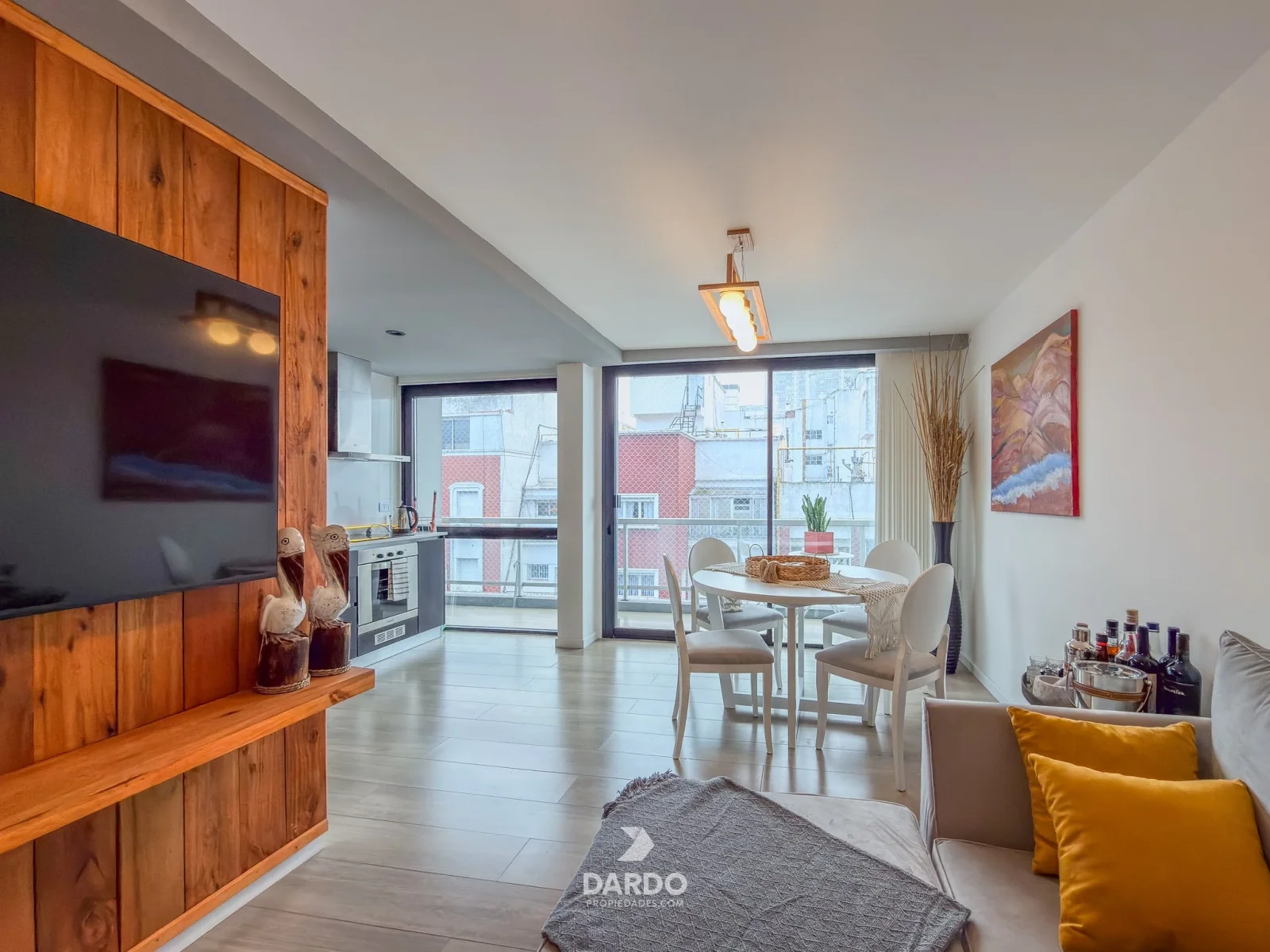 Departamento 2 ambientes con balcón en venta en zona Plaza Colon - Imagen 3