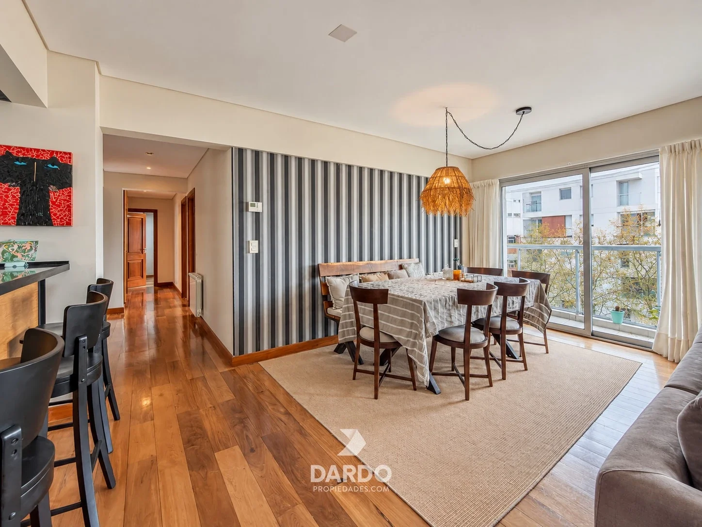 Departamento 4 ambientes con cochera doble en venta en La Perla - Torre Libertad - Imagen 4