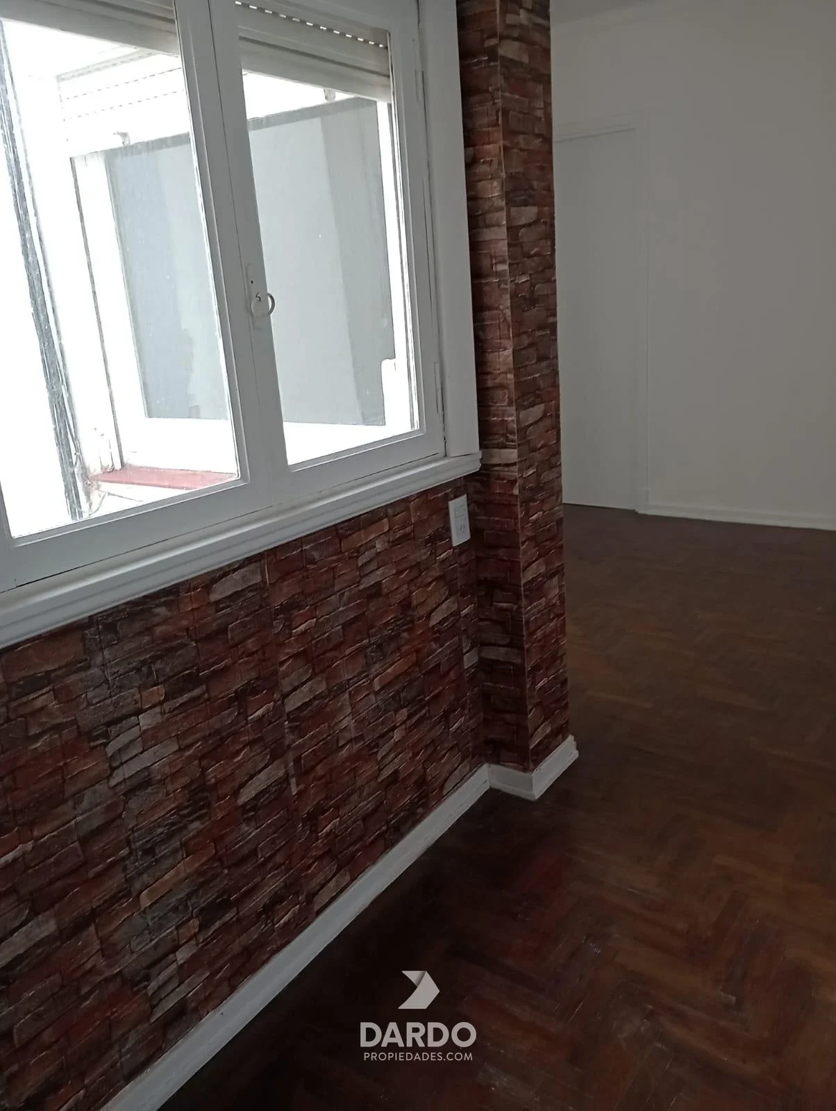 Departamento 2 ambientes en alquiler en zona Centro - Imagen 2