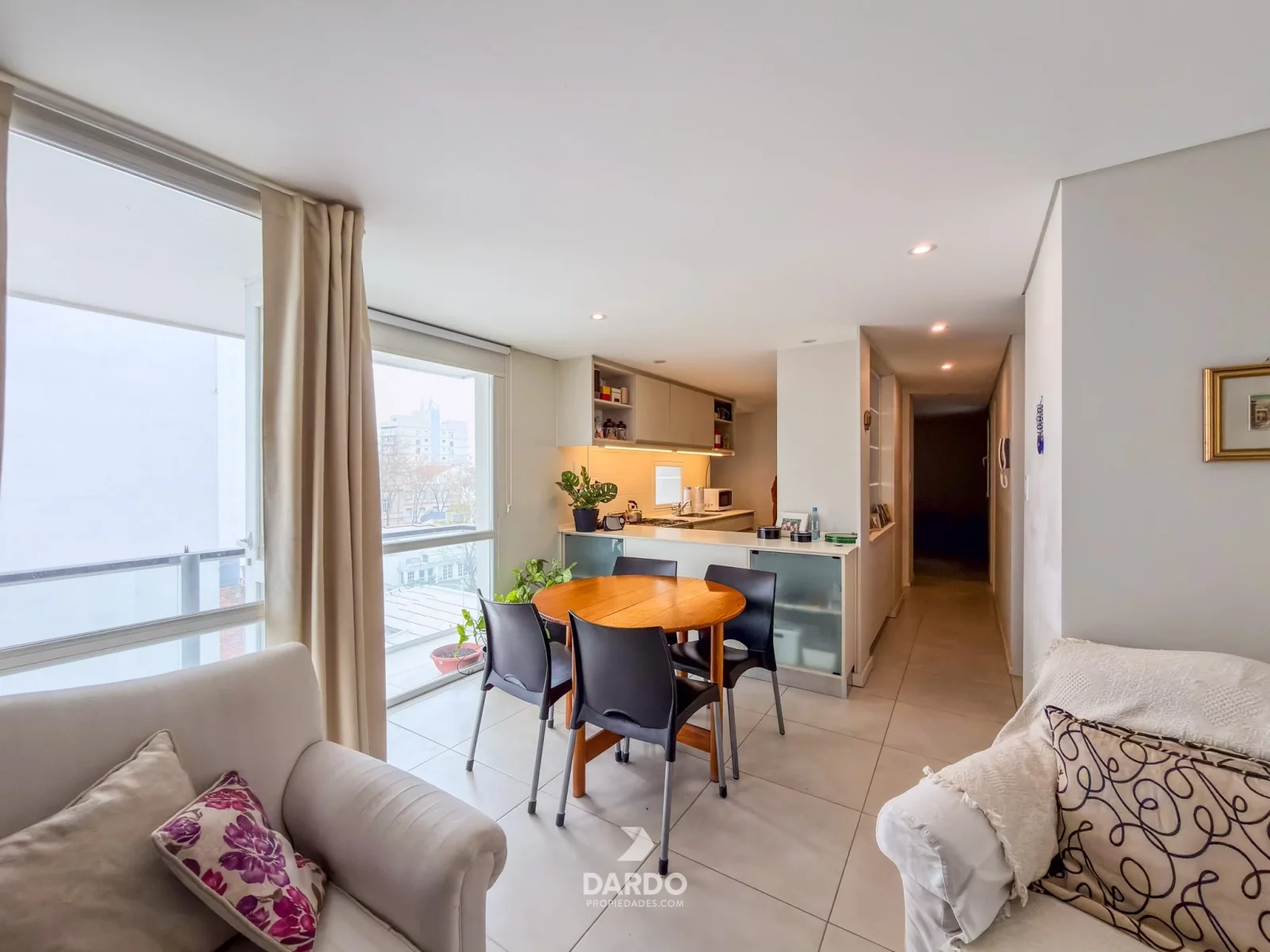 Departamento 2 ambientes con escritorio en venta en La Perla - Imagen 3