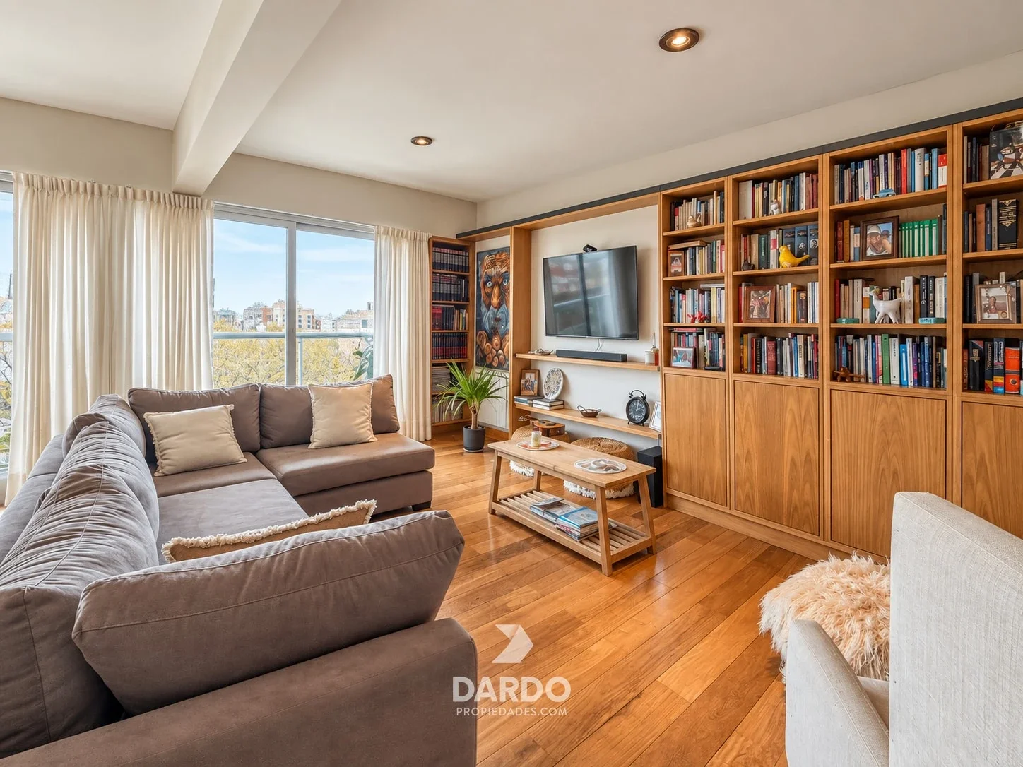 Departamento 4 ambientes con cochera doble en venta en La Perla - Torre Libertad - Imagen 2