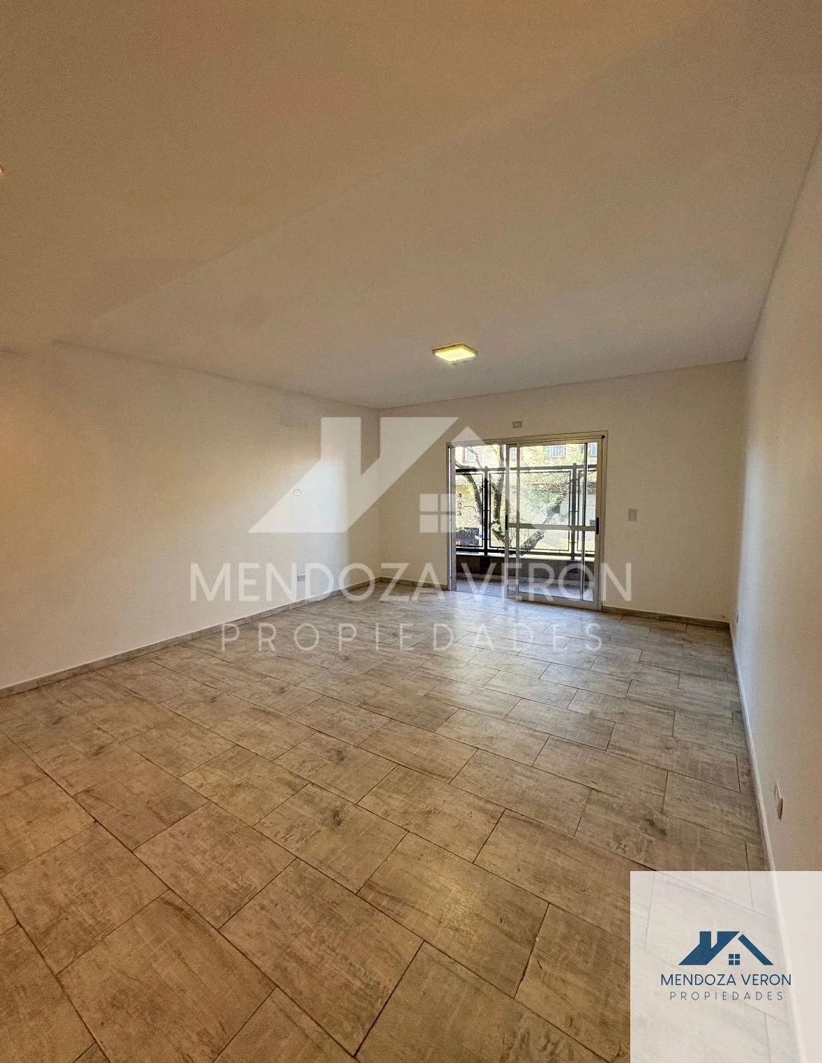 Departamento en alquiler en El Casco de Moreno - Imagen 2